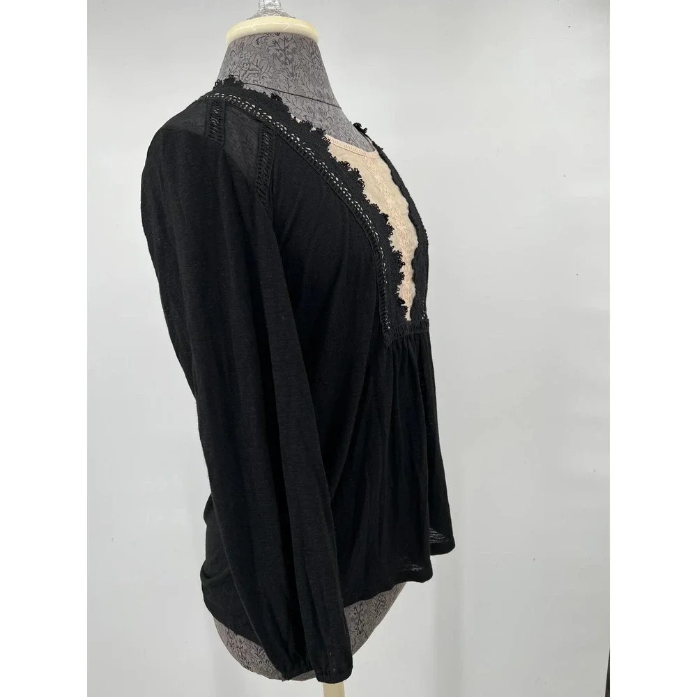 Anthropologie Meadow Rue Nimah Darcy black lace blouse top shirt sz M